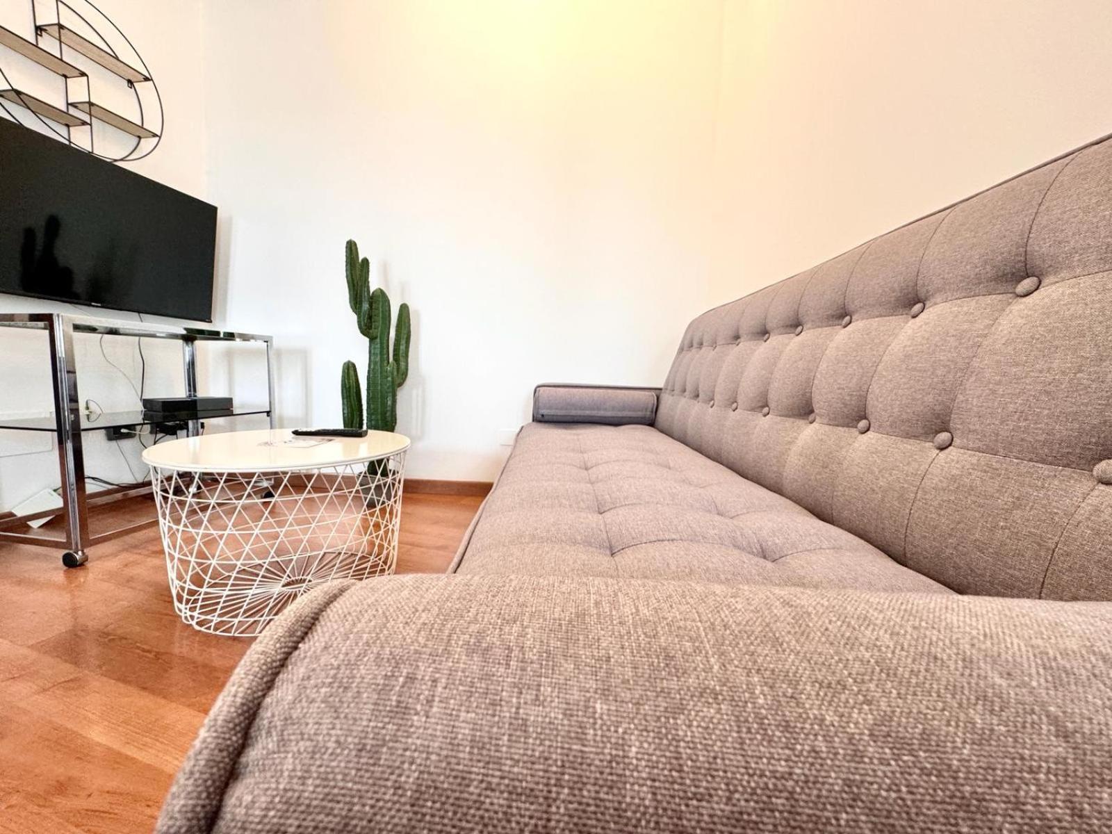 Comecasa 2 Bedrooms Apartment 450Mt From Duomo มิลาน ภายนอก รูปภาพ