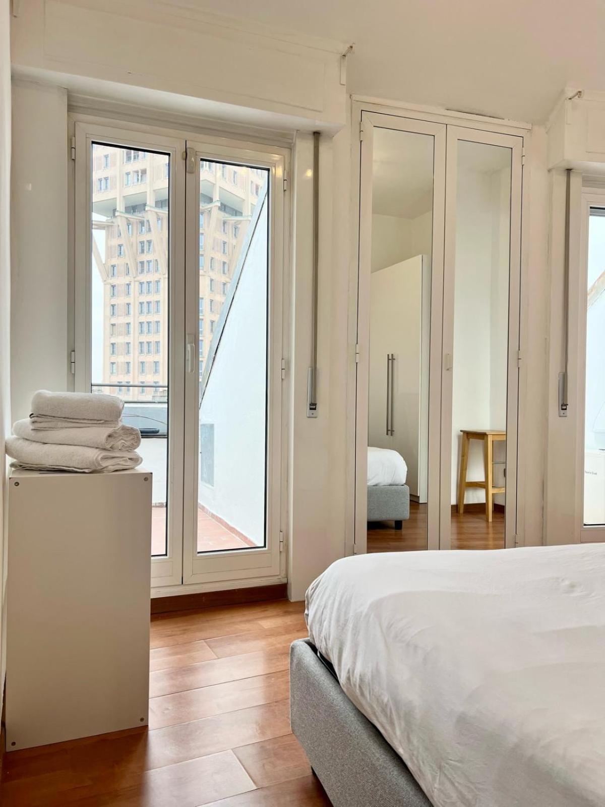 Comecasa 2 Bedrooms Apartment 450Mt From Duomo มิลาน ภายนอก รูปภาพ